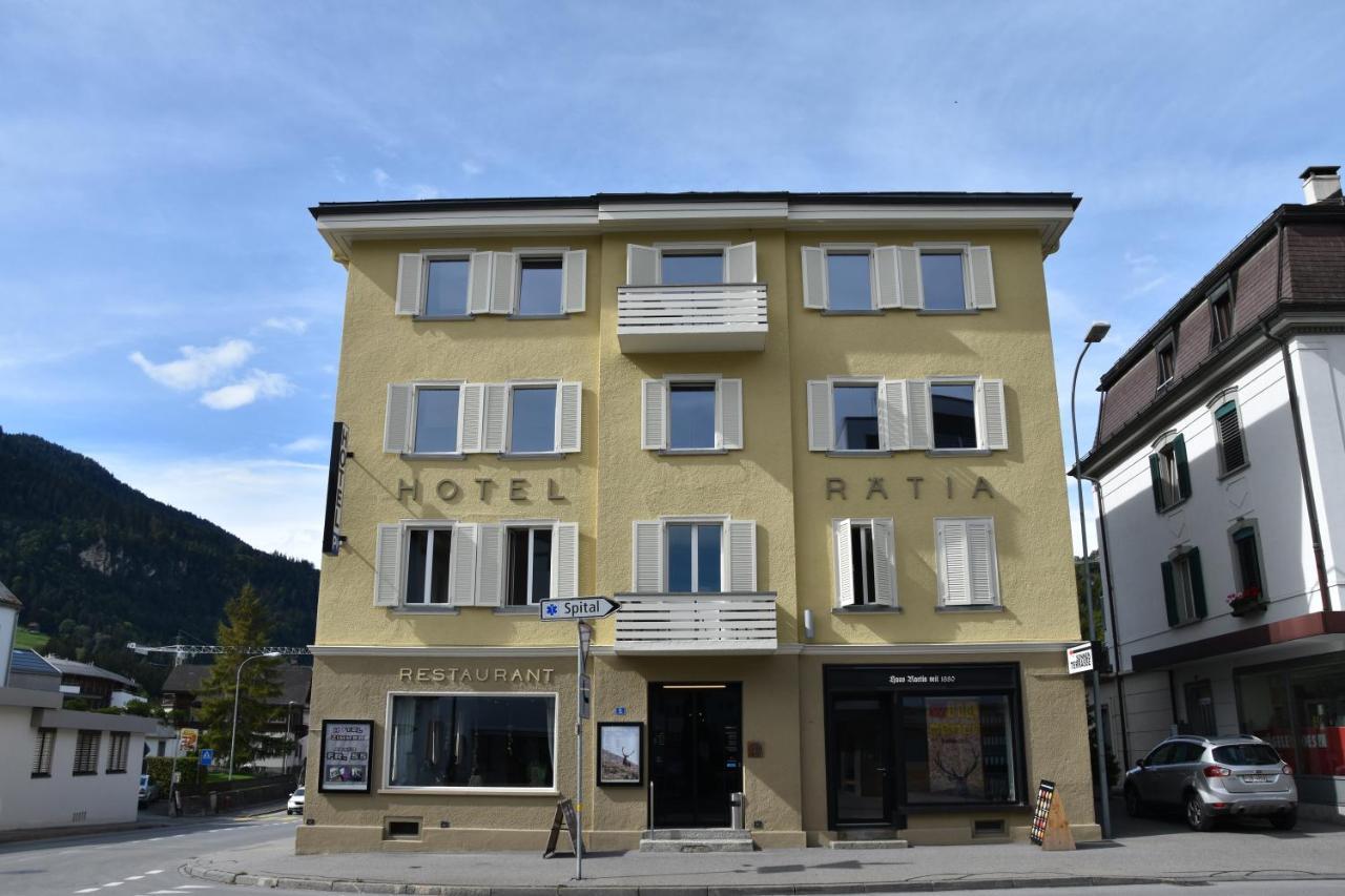 Hotel Raetia Ilanz/Glion ภายนอก รูปภาพ