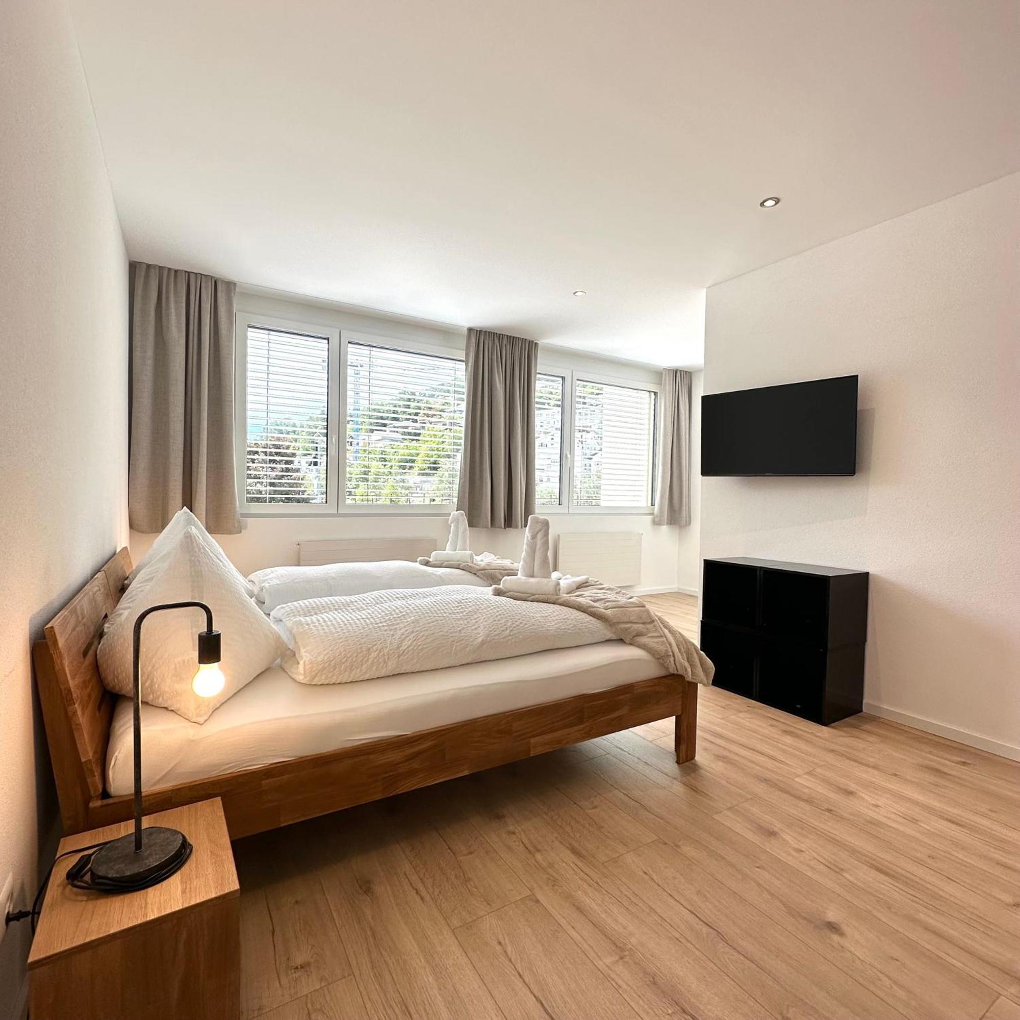 Hotel Raetia Ilanz/Glion ภายนอก รูปภาพ