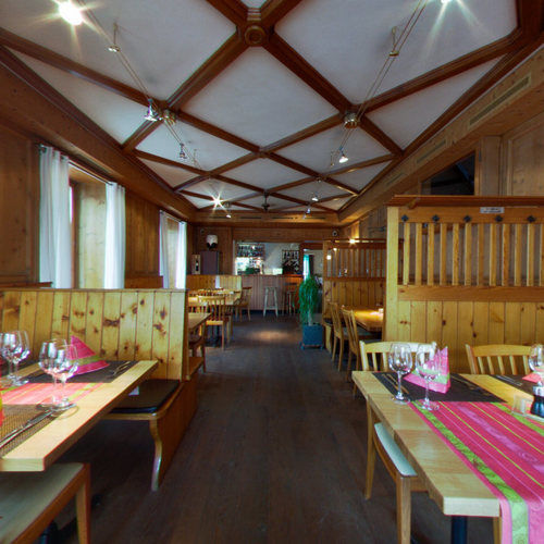 Hotel Raetia Ilanz/Glion ภายนอก รูปภาพ